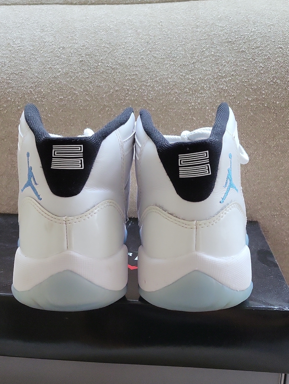 Jordan Retro 11 - Picture 5 of 7